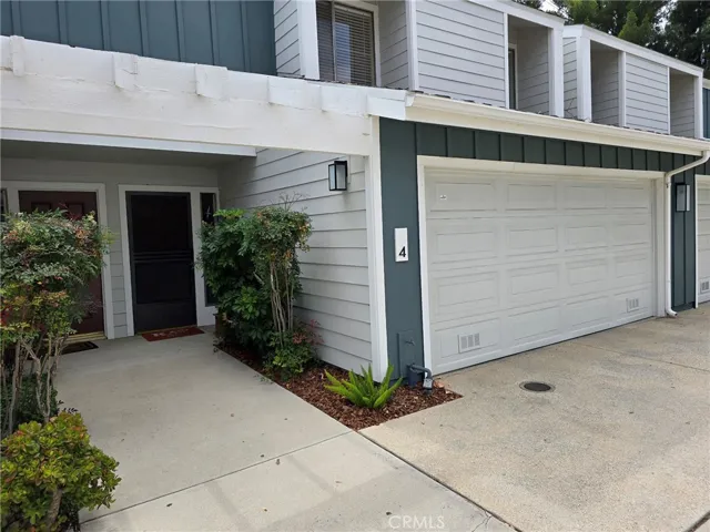 18153 Andrea Circle N 4, Northridge, California 91325