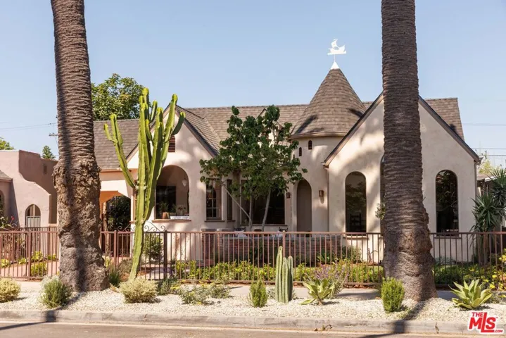 2807 Somerset Drive, Los Angeles, California 90016