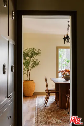 2807 Somerset Drive, Los Angeles, California 90016