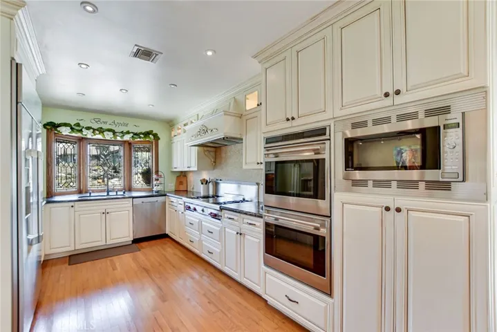21205 E Cloverland, Covina, California 91724