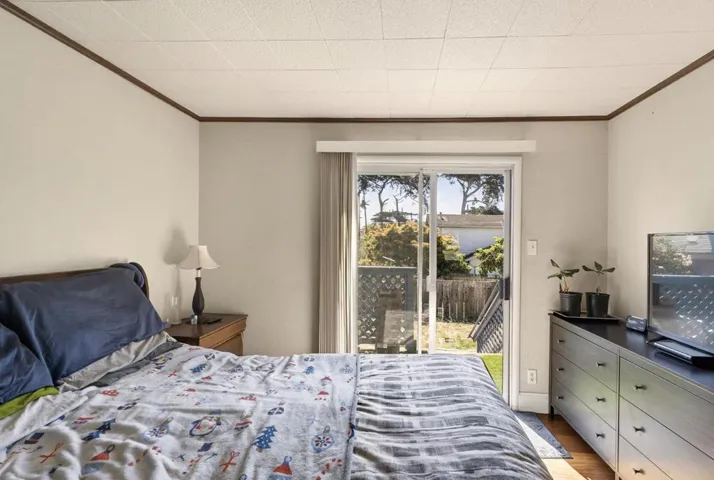 Sliding glass door in primary bedroom
