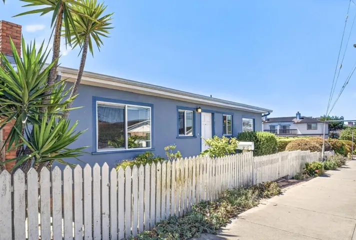 Curbview of main home