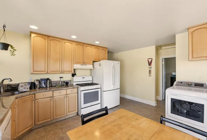 3076 Sunset Avenue, Marina, California 93933