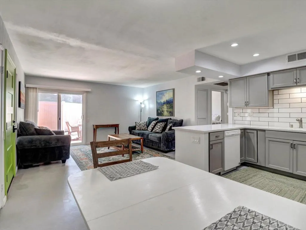 13-1455 Sunflower Circle S-13