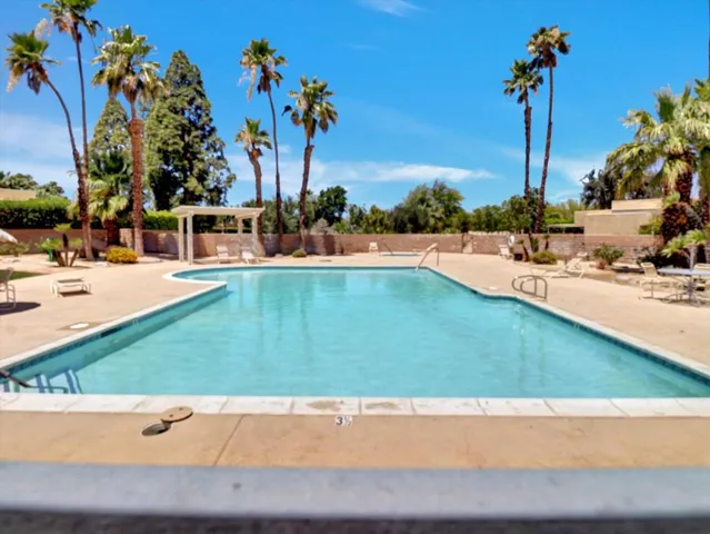 50-1455 Sunflower Circle S-50