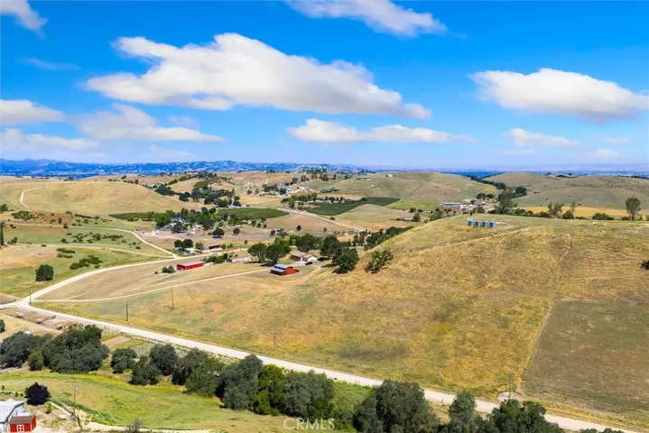 Beautiful Countryside close to town
