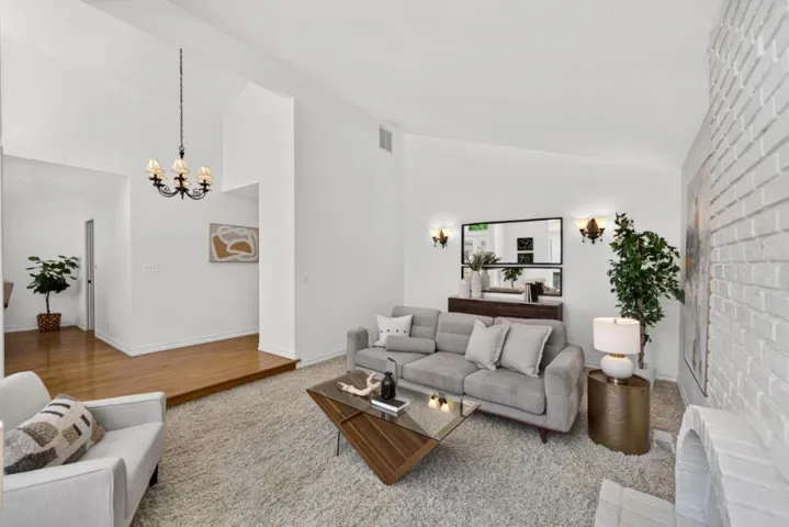 879 El Rio Drive, San Jose, California 95125