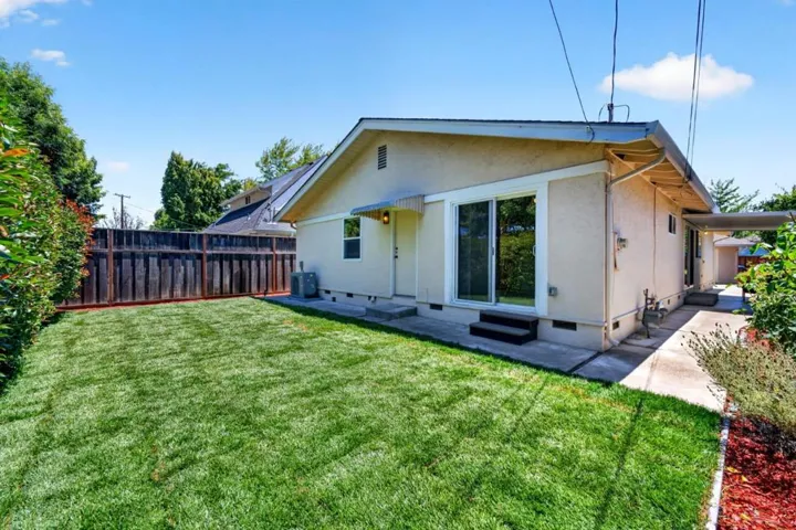 879 El Rio Drive, San Jose, California 95125