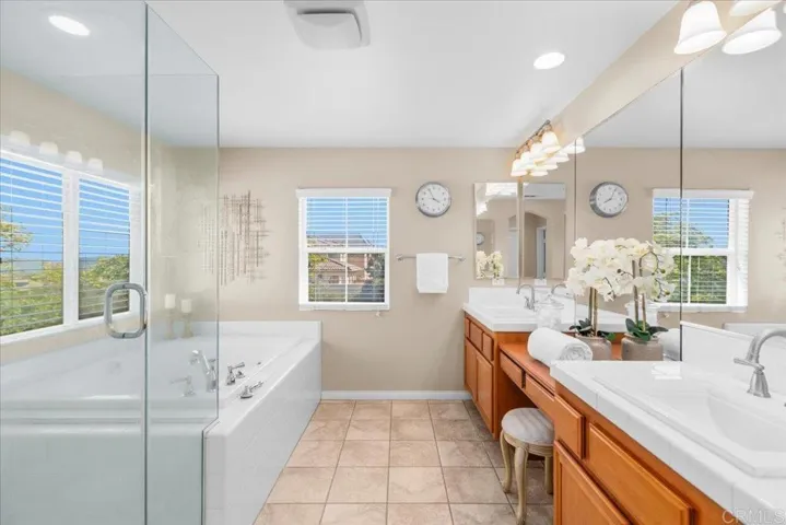 838 Luminara Way, San Marcos, California 92078
