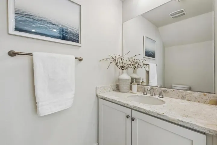 160 Tilton Avenue, San Mateo, California 94401