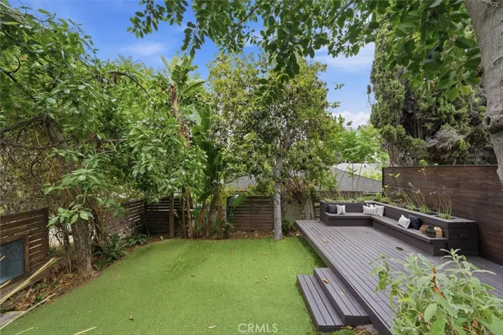 2448 Riverside Pl, Los Angeles, California 90039