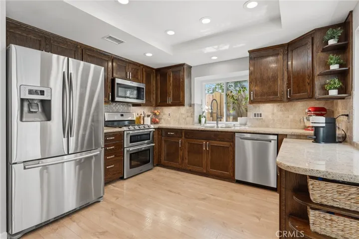 19834 Terri, Canyon Country, California 91351