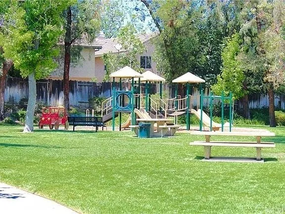 HOA