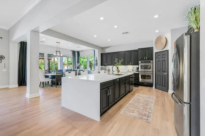 19 KITCHEN MLS