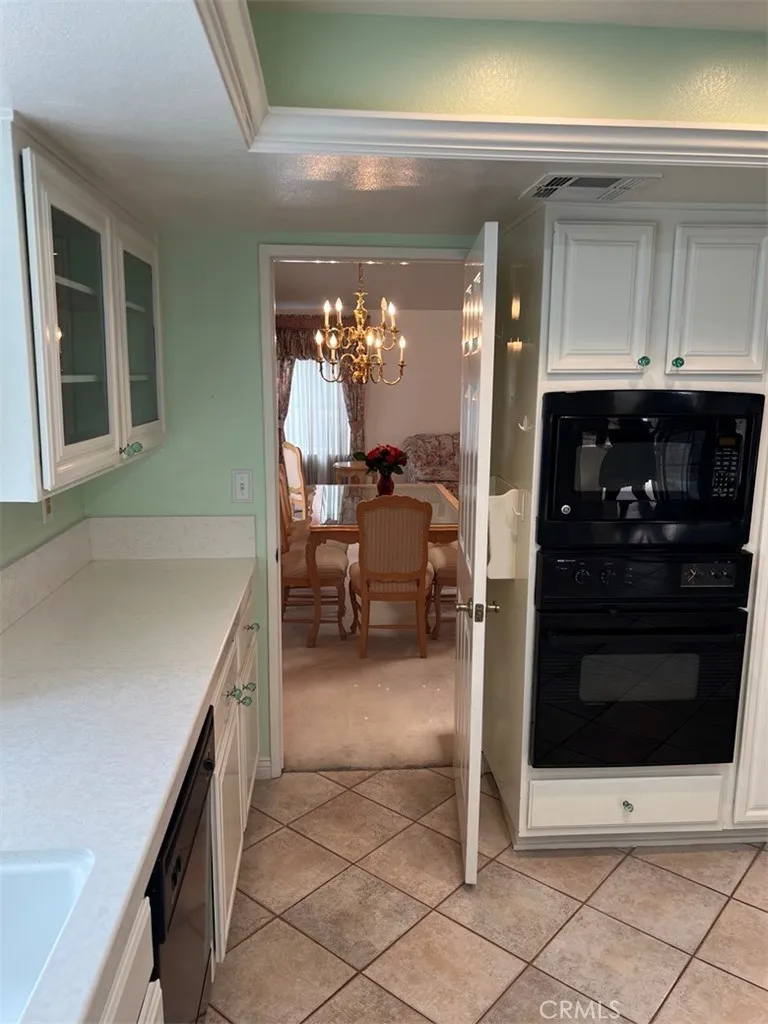 Kitchen to dining room
