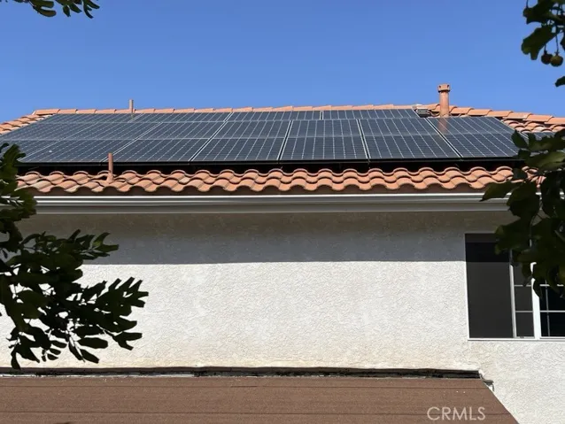 19 panels -fully paid off
10 years old easy to clean.