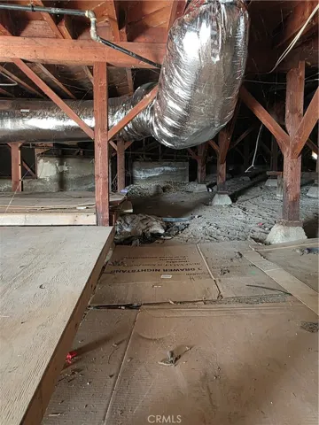 Ducking in large crawl space