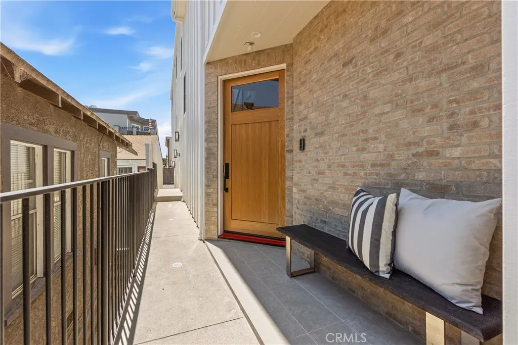 320 1st, Manhattan Beach, California 90266 — photo 5