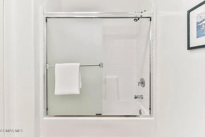 fGuest Bath3
