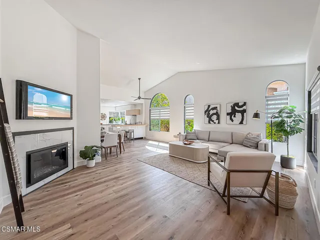 bLiving Dining and Kitchen1