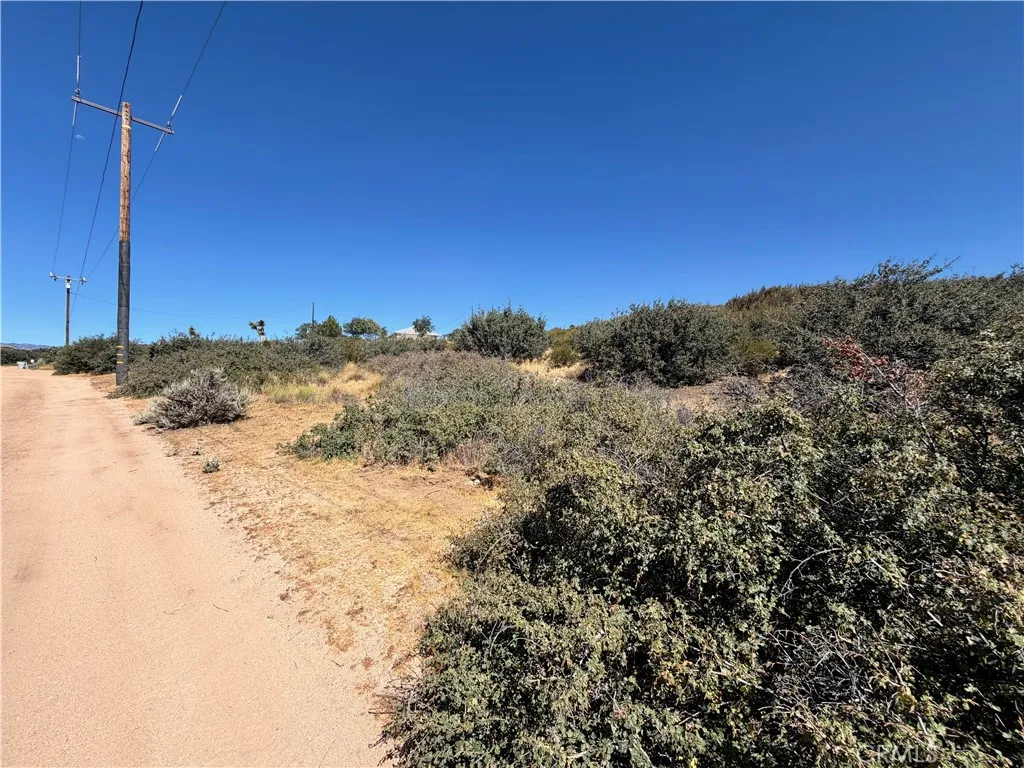 0 Edgehill Rd, Oak Hills, California 92344 — photo 5