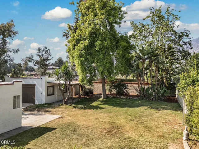 1045 New York Dr 060-mls