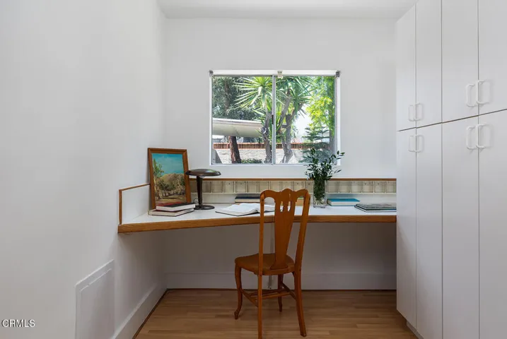 1045 New York Dr 045-mls