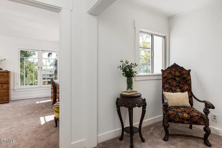 1045 New York Dr 051-mls