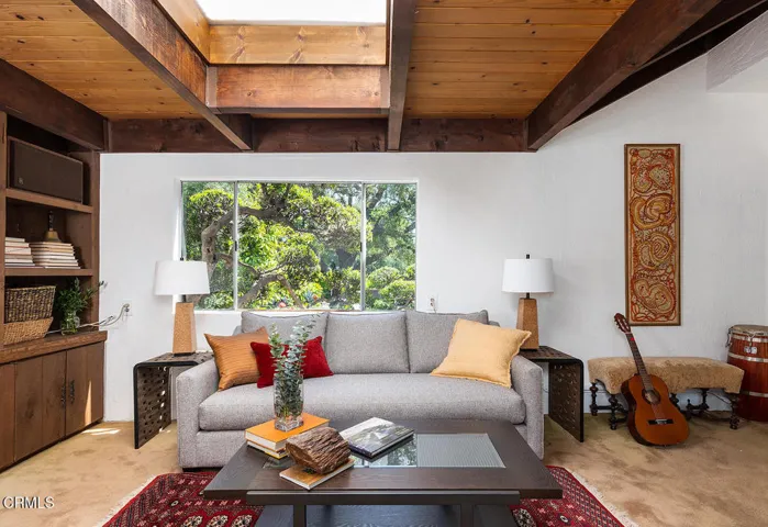 1045 New York Dr 029-mls