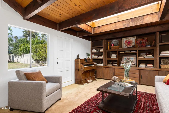1045 New York Dr 028-mls
