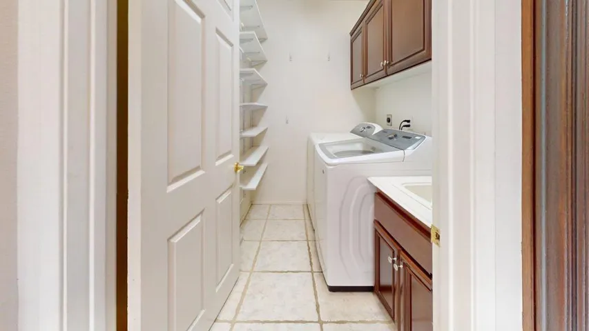 43850-Venice-Dr-La-Quinta-CA-92253-Laund​​‌​​​​‌​​‌‌​​‌​​​‌‌​​​‌​​‌‌​​‌‌​​‌‌​​​​
