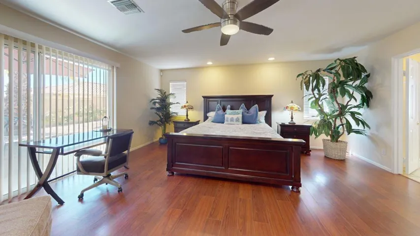 43850-Venice-Dr-La-Quinta-CA-92253-Bedro
