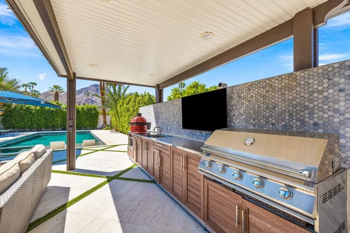 29. Outdoor BBQ and Grill Area