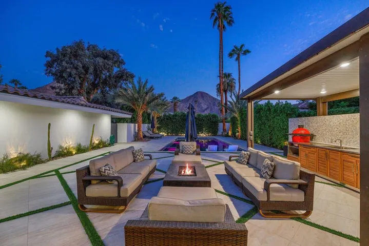 4. Outdoor Fire Pit Lounge at Dusk