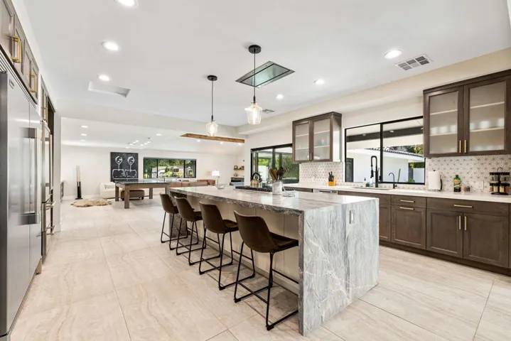 7. Kitchen Marble Island with Bar Seatin
