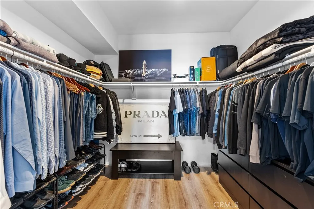 Walk in closet