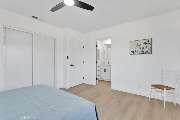 12810 Navajo, Apple Valley, California 92308