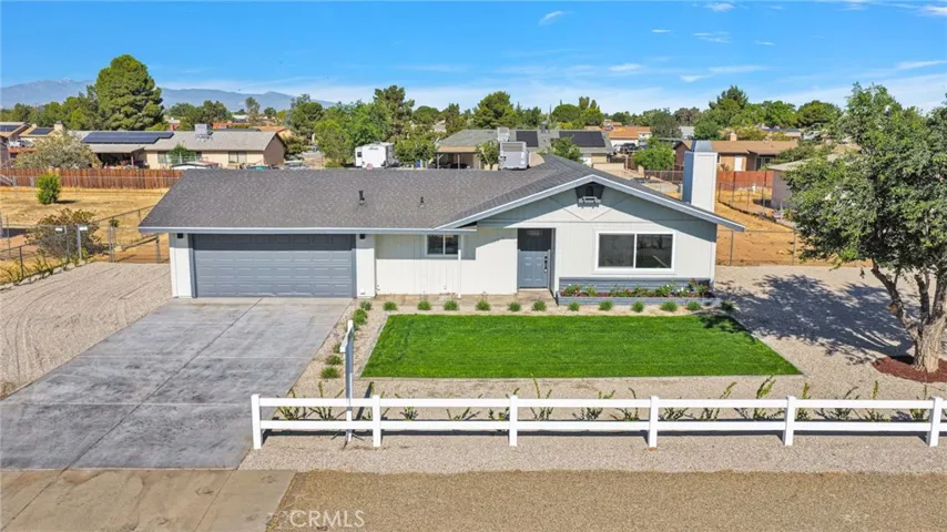 12810 Navajo, Apple Valley, California 92308