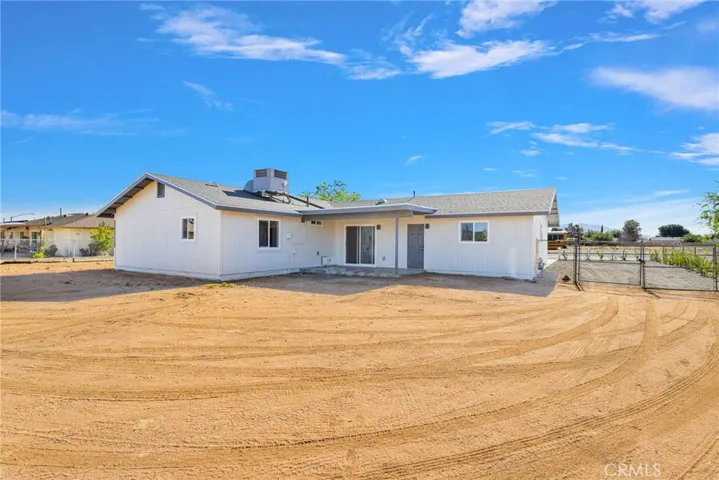 12810 Navajo, Apple Valley, California 92308