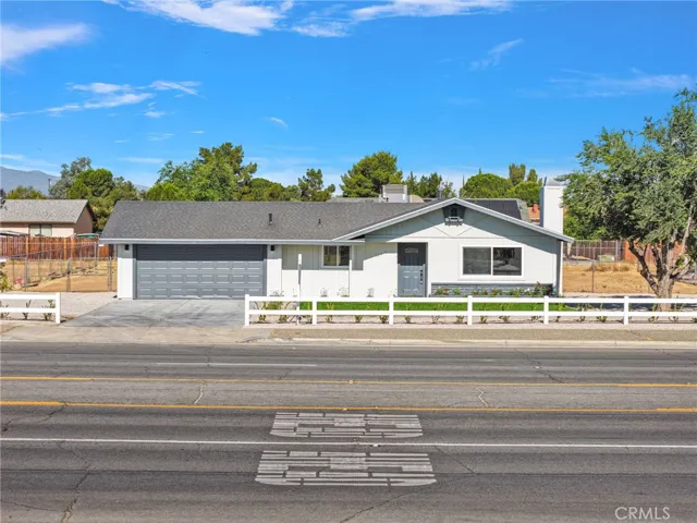 12810 Navajo, Apple Valley, California 92308