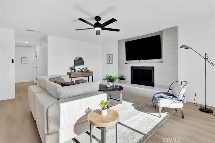 12810 Navajo, Apple Valley, California 92308