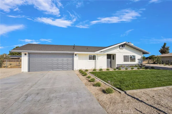 12810 Navajo, Apple Valley, California 92308