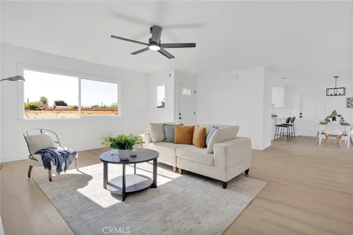 12810 Navajo, Apple Valley, California 92308