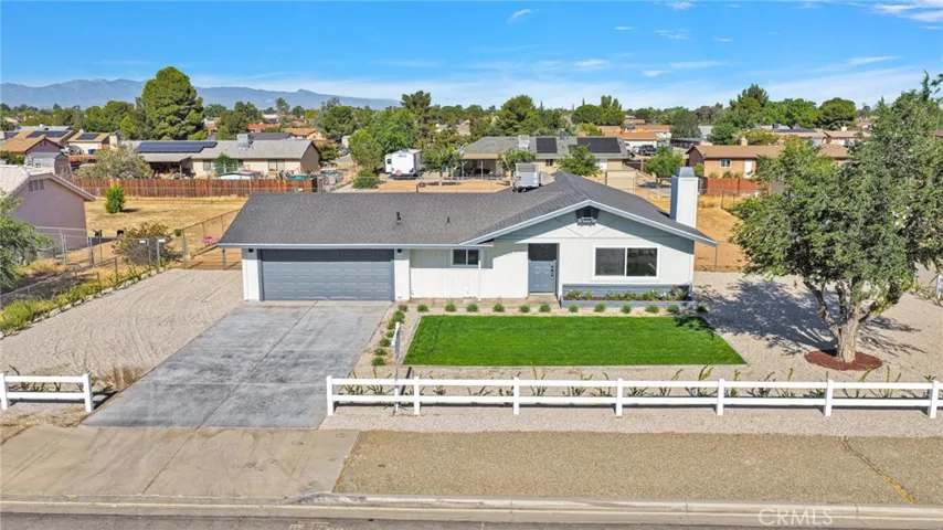 12810 Navajo, Apple Valley, California 92308