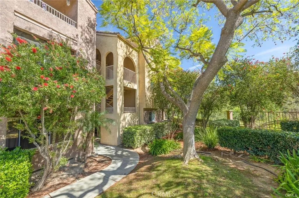 2500 San Gabriel