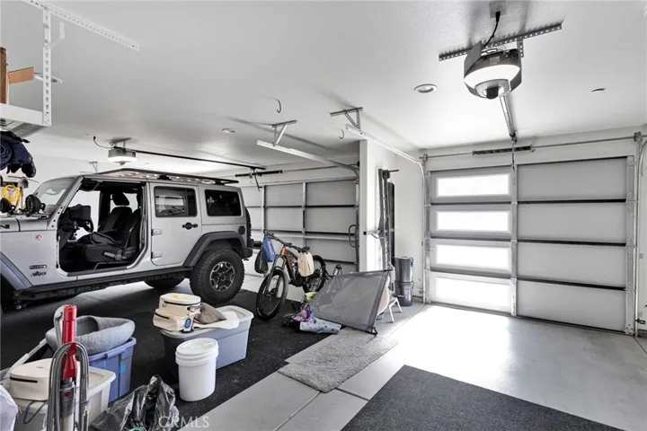 12744 Pauhaska, Apple Valley, California 92308