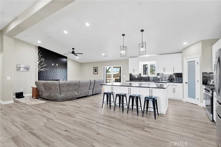 12744 Pauhaska, Apple Valley, California 92308