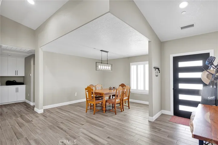 12744 Pauhaska, Apple Valley, California 92308