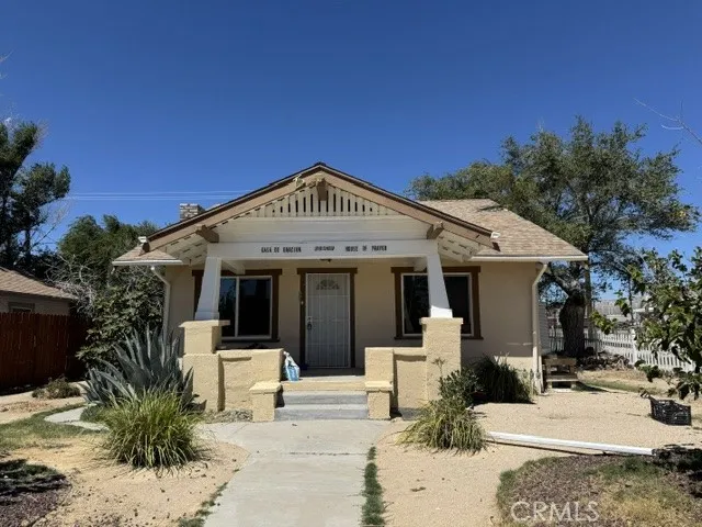 15957 K, Mojave, California 93501