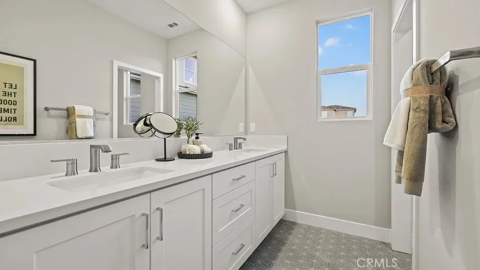 Photos shown are of model only- not actual homesite.